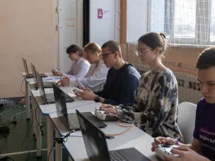 Более 250 нижегородских школьников и студентов учреждений СПО обменялись опытом проектной деятельности на интенсиве «ПроДвижение»